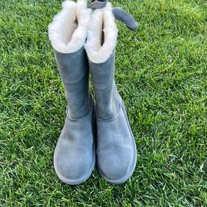 Tall Ugg Koolaburra Ugg brand boot